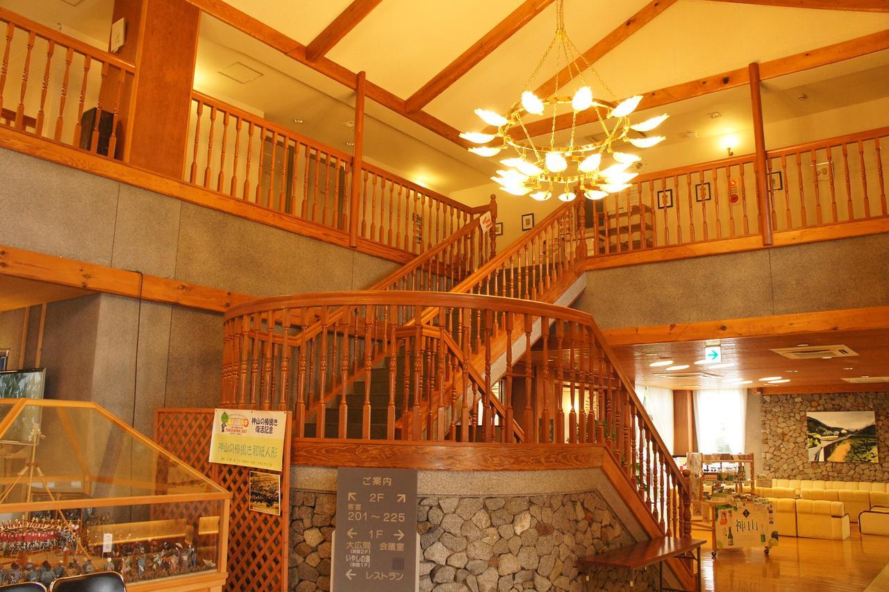 Kamiyama Onsen Hotel Shikinosato & Iyashinoyu Токусима Экстерьер фото